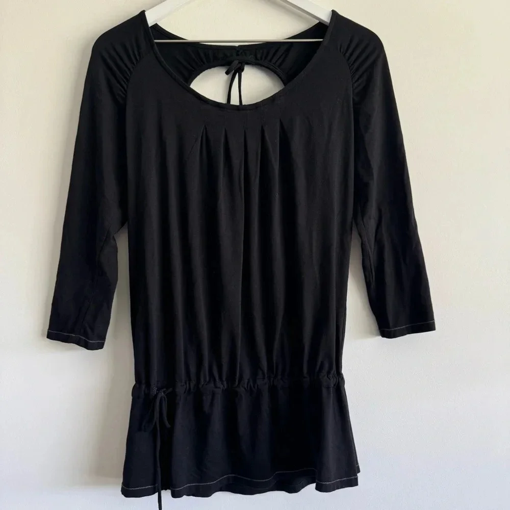 ALO Yoga Black Keyhole Open Back Cinch Waist 3/4 Sleeve top size XS